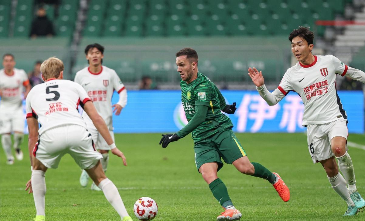 赛后足总杯传出新动向,金州勇士临场应变,管理层表态——悬念犹存,阵容厚度经受考验的简单介绍 赛后足总杯传出新动向,金州勇士临场应变,管理层表态——悬念犹存,阵容厚度经受考验的简单介绍